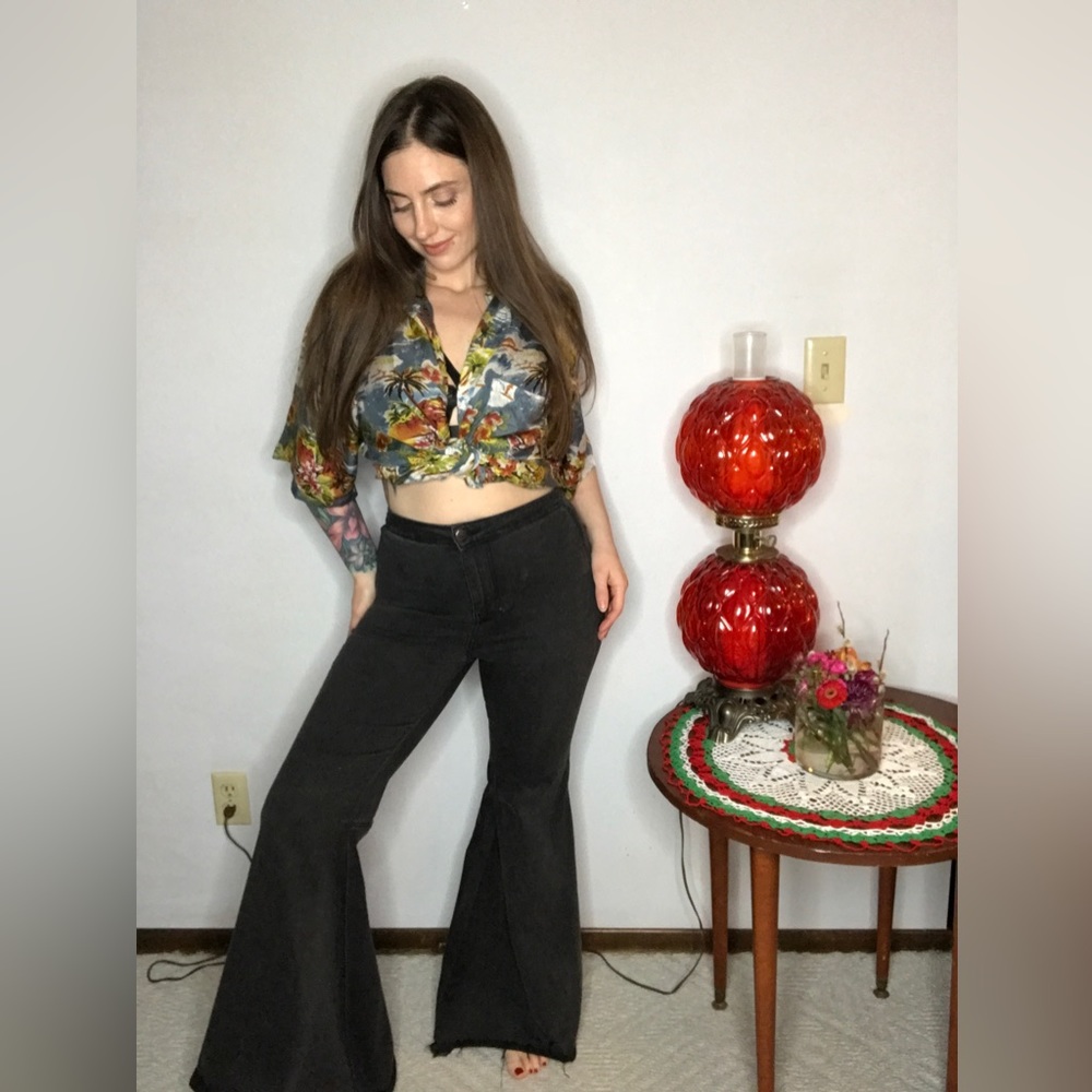 Float On Flares - image 6